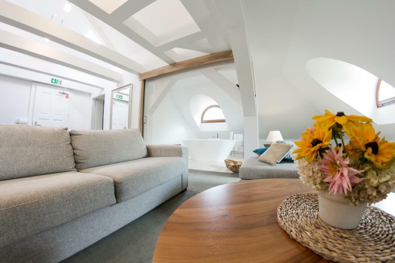 Hotel Jakubus Wilkow  Dış mekan fotoğraf